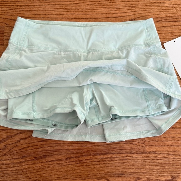 Lululemon Pace Rival MR Skirt in Delicate Mint - Picture 3 of 8